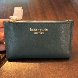 NWT Kate Spade Small Slim Bifold Wallet